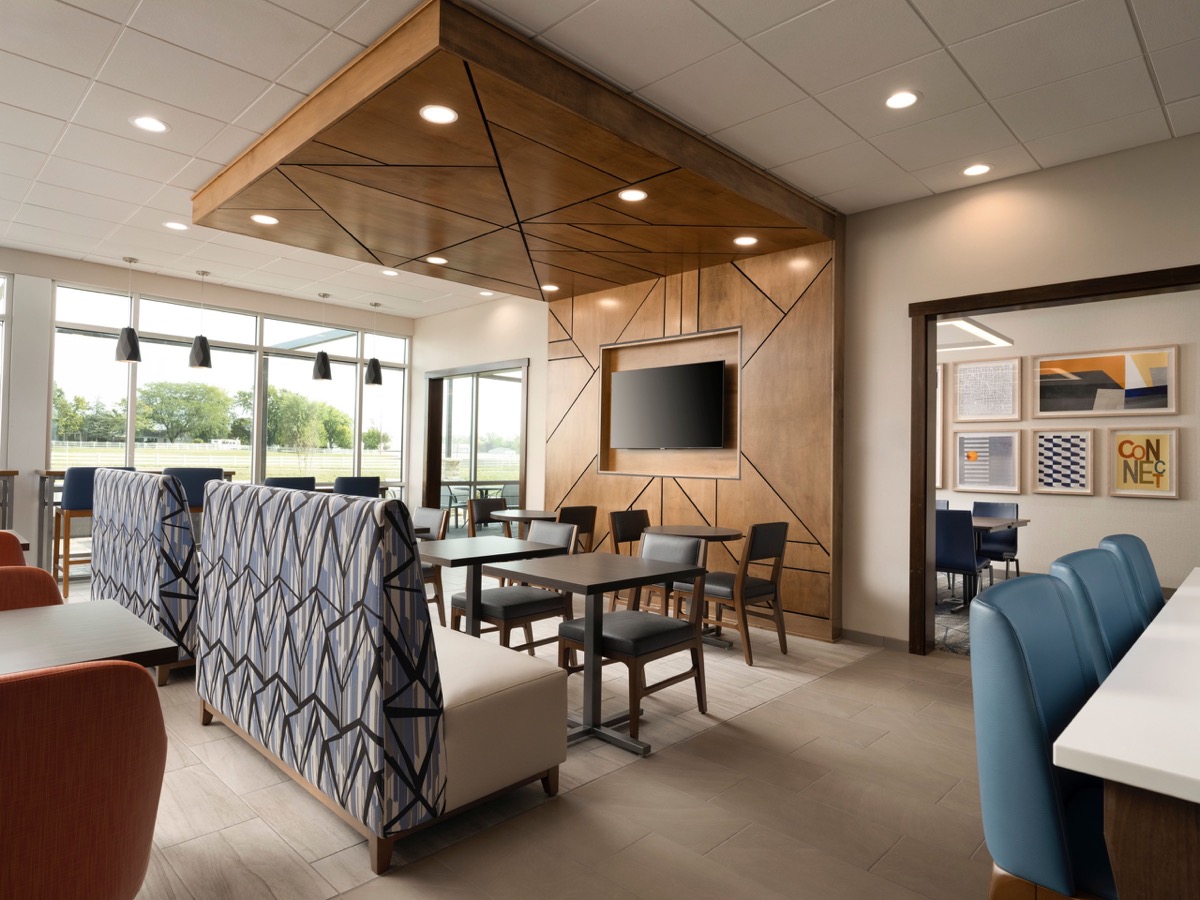 Hotel breakfast seating area